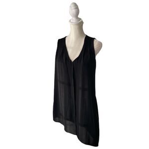 White House Black Market NWT black asymmetrical hem sleeveless top size XXS